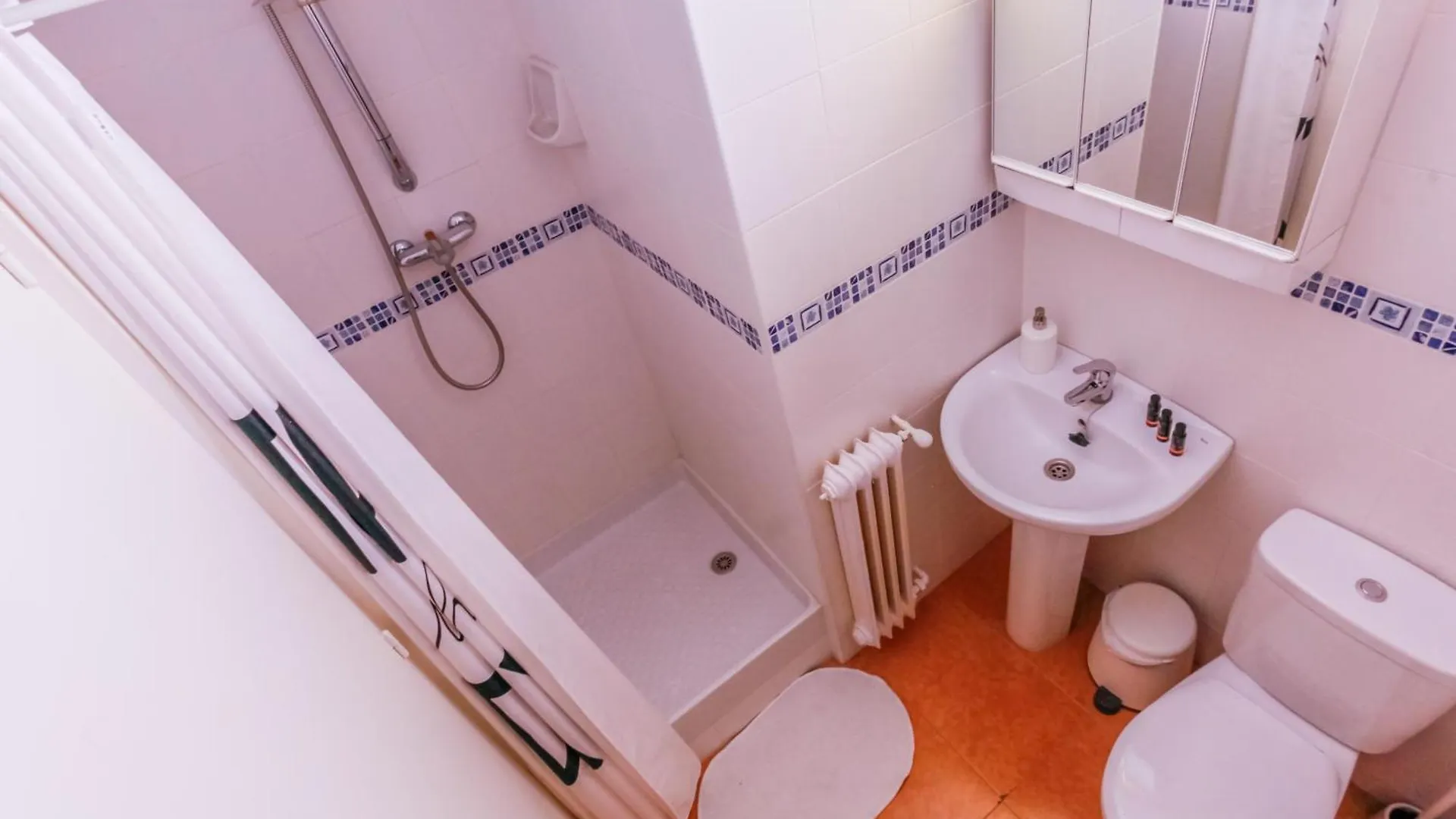 Residencia El Realejo Pansiyon Granada